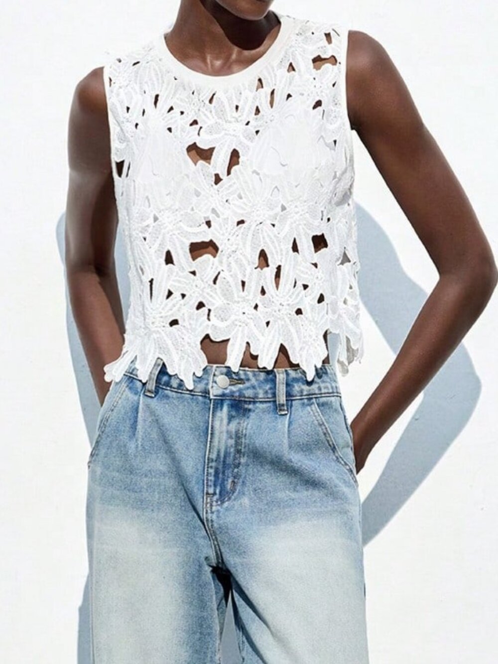 White Casual Women's Elegant Lace Top - Picture 2 of 8